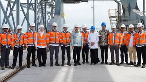 Kunjungi Proyek Pengembangan Dermaga dan Fasilitas Produksi di Tuban, Wapres Gibran Apresiasi Langkah SIG Tingkatkan Ekspor dan Daya Saing Industri