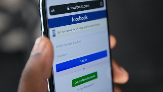 これは、Facebook上のオーディオチャットクラブハウスのように見えるものですか?