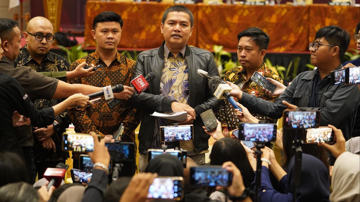 dossier d’inscription 3 Paslon Pilgub Jakarta Pas rempli des exigences, KPU: il y a un manuscrit de vision de sa nouvelle mission à une page