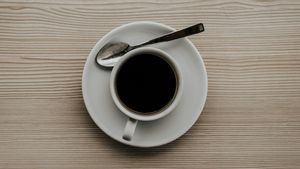 Anjuran Dokter untuk Penderita GERD yang Tetap Ingin Minum Kopi
