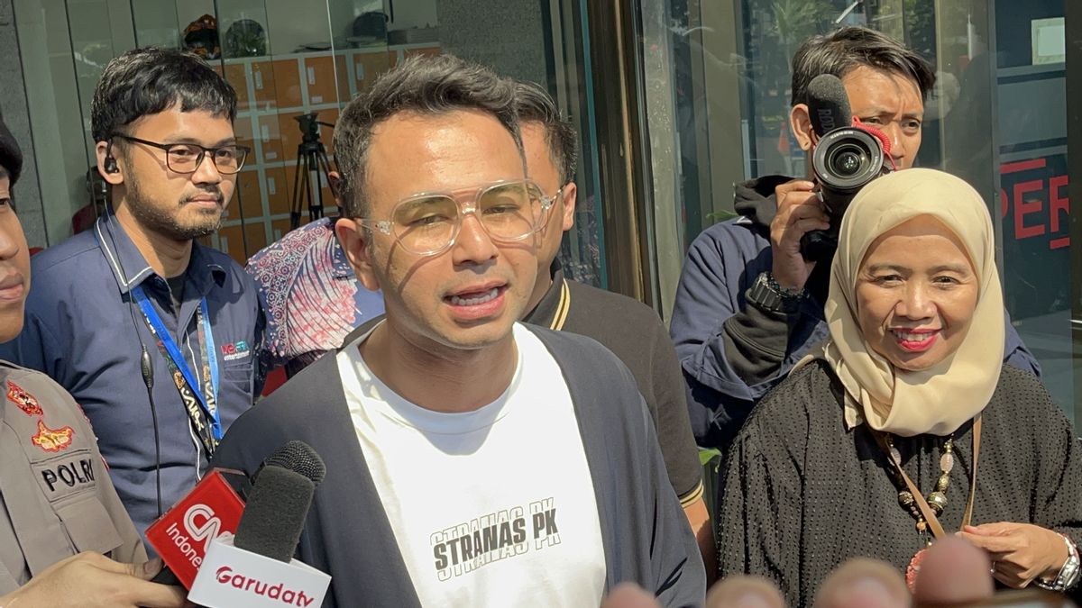 Raffi Ahmad Bungkam Ditanya Soal Kasus Pencucian Uang Rafael Alun Saat Datangi KPK