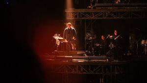 Erwin Gutawa Orchestra Akan Sajikan Lagu-lagu Viral Indonesia di Konser Symphonesia