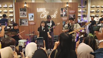 Reality Club Rayakan Perjalanan Chuck Taylor lewat Konser Mini di House of Chuck