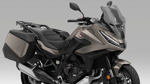 ホンダNT1100オートバイの2025年モデルには、いくつかの改善が付属しています。