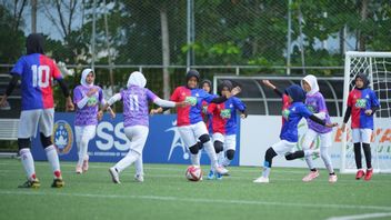 Jacksen F Tiago Dorong Pembinaan Berkelanjutan Sepak Bola Putri di Kalimantan