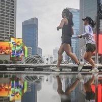 Risiko Memaksakan Diri Olahraga Saat Berpuasa
