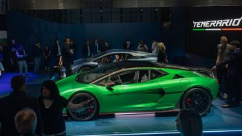 Cerita CEO Lamborghini soal Kesuksesan Pabrikan di Tengah Revolusi Kendaraan Listrik