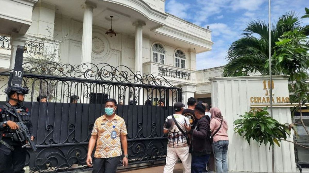 Rumah 1 dari 7 Tersangka Jaringan Narkoba Malaysia di Batam Digeledah BNNP Kepri