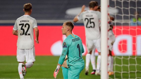 Jalani Operasi, Ter Stegen Dipastikan Absen di Awal Musim