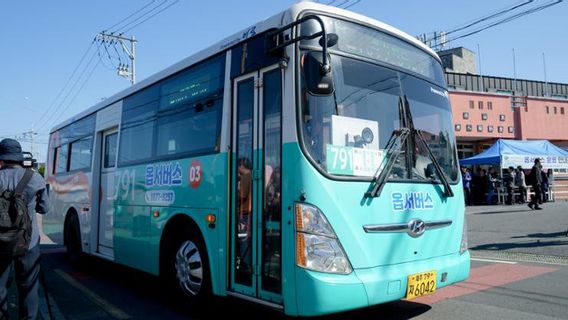 Bus di Pulau Jeju Terapkan Layanan Non-Tunai mulai Bulan Depan, Wisatawan Diimbau Gunakan Kartu Transportasi