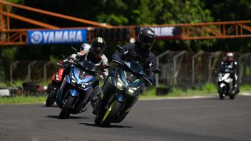 Kencan Singkat dengan Motor Baru Yamaha Aerox Alpha, Tenaga Instan Suspensi Nyaman