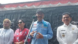 16 Ribu Laptop Sedang Didistribusikan ke Siswa Sekolah Rakyat, Mensos: Gurunya Juga Dapat
