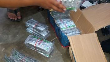 Buy 3,000 Tramadol From Jakarta, 2 Men Arrested At The Mataram NTB Expeditionary Service Office