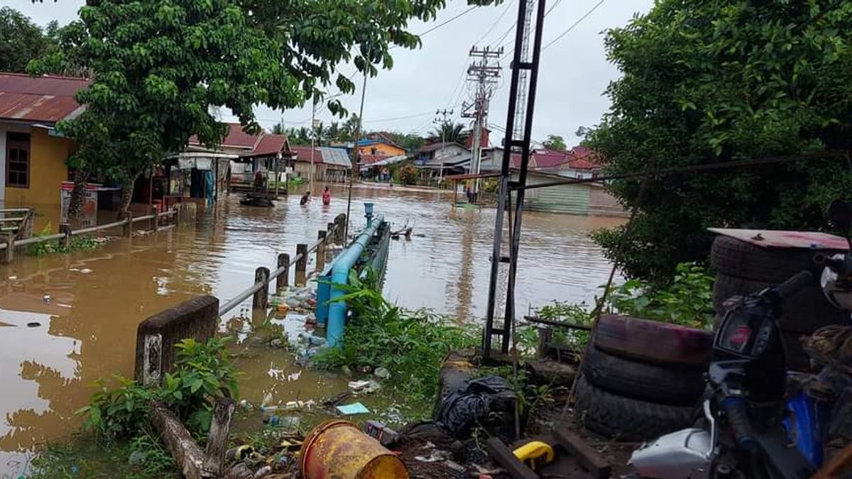 Lima Kabupaten Terdampak Banjir Hingga Longsor di Hari Raya Idulfitri