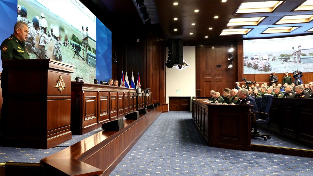 ショイグ国防大臣、ロシアはNATOの脅威に対抗するため西国境に新たな軍隊を建設すると発言