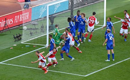 Gol Menit Terakhir Menangkan Arsenal atas Leicester City