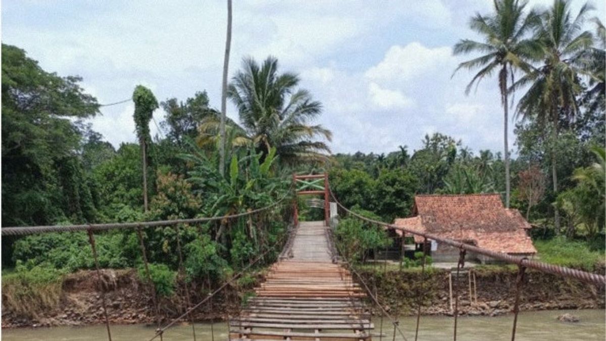 Kabar Baik dari Sumatera Selatan, 2 Jembatan Gantung yang putus akibat banjir selesai diperbaiki