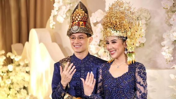The reason Teuku Rassya did not bring Tamara Bleszynski to the wedding: So that parents do not get tired