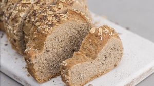 Sourdough atau Roti Gandum Utuh, Mana yang Lebih Sehat? Ini Kata Ahli Gizi