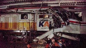 Imbas Tabrakan Argo Bromo dan KRL, Stasiun Bekasi Timur Tutup Sementara Layanan Penumpang