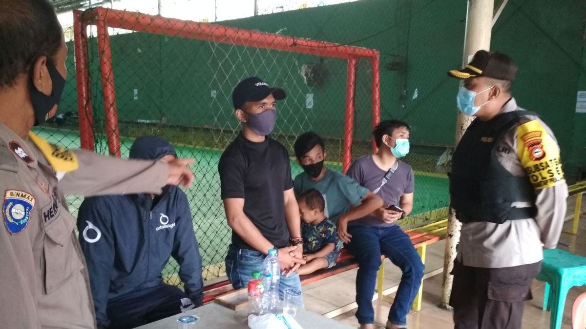 الشرطة حل بطولة كرة الصالات في تامالات ماكاسار، والسبب في وباء COVID-19