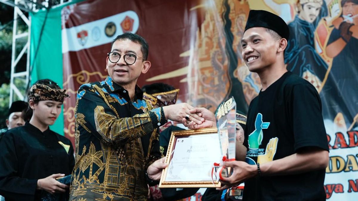Ratusan Pesilat Meriahkan Festival Silat Tradisi, Fadli Zon Dorong Penguatan Agenda Budaya