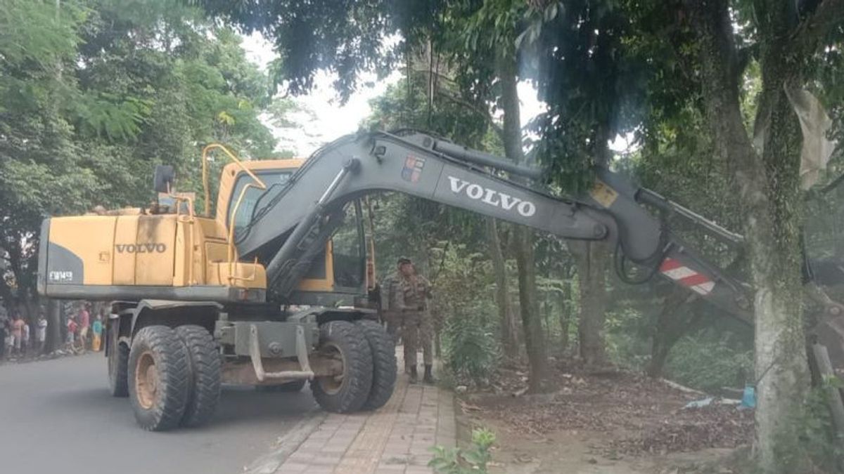 Will Build Pedestrian, Bogor City Government Order Hundreds Of Street Vendors In Cifor Situgede