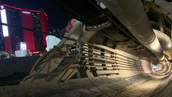 ボーリング、イーロンマスクが所有し、ラスベガスのトンネル輸送ネットワークを拡大するための承認を取得