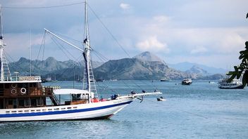 KLMティアナ沈没事故の余波を受け、サンディアガ・ウノはラブアン・バホの観光船の基準を見直すチームを派遣しました。