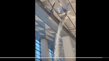 تصحيح الفيروسية فيديو 'شلال' في المبنى رقم 3 من مطار سوكارنو هاتا، أنغكاسا بورا الثاني: تم تعقيم المنطقة