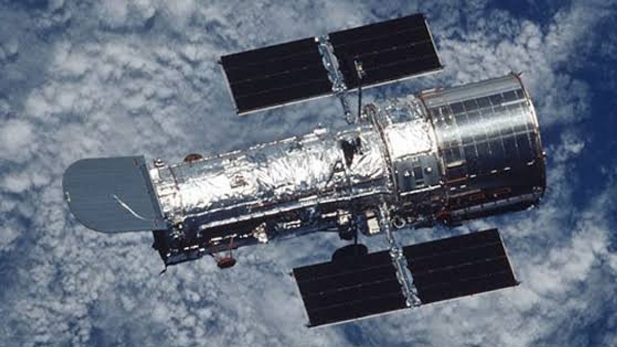 Hubble Is Predicted To Fall To Earth In 2030, NASA Asks For The Idea Of Returning The Telescope In Its Original Position