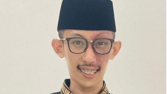 Achmad Syahri Akui Khilaf usai Merokok dan Bermain Gim saat Rapat DPRD Jember
