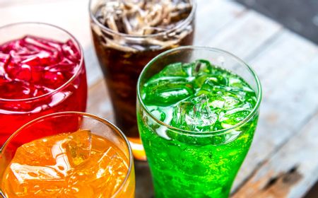 6 Minuman yang Merusak Usus, Stop Demi Kesehatan Pencernaan!