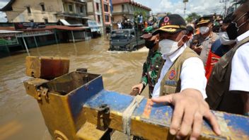 BNPB 分发 15 亿卢比 DSP 援助，以处理西加里曼丹洪水