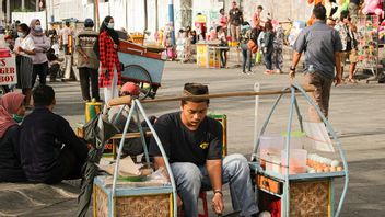 Even Though It's Not Rich, This Is The Reason Why Indonesia Is The Happyest Country In The World