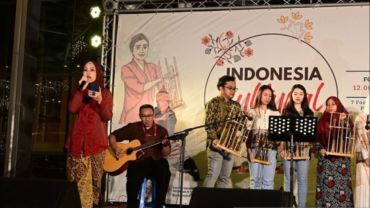 印尼学生在台湾举办文化节，向努桑塔拉美食展示艺术