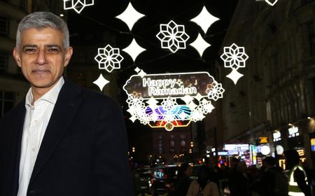 Lampu Ramadan Kembali Hiasi London, Wali Kota Sadiq Khan: Melawan Segala Bentuk Kebencian