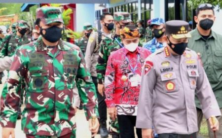 Kapolri Beri Bantuan 50 Tabung Oksigen ke Pemkot Tarakan