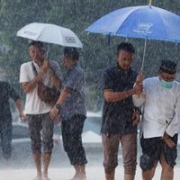Cuaca Jabodetabek Senin 20 April Berawan, Hujan Mengintai Siang-Sore