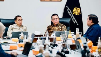 وزير التعليم والثقافة فضلي زون دورونغ فيلم ليصبح وسيلة للتعليم التاريخي، ودعوة الجيل الأصغر سنا إلى رفع قصة الإعلان