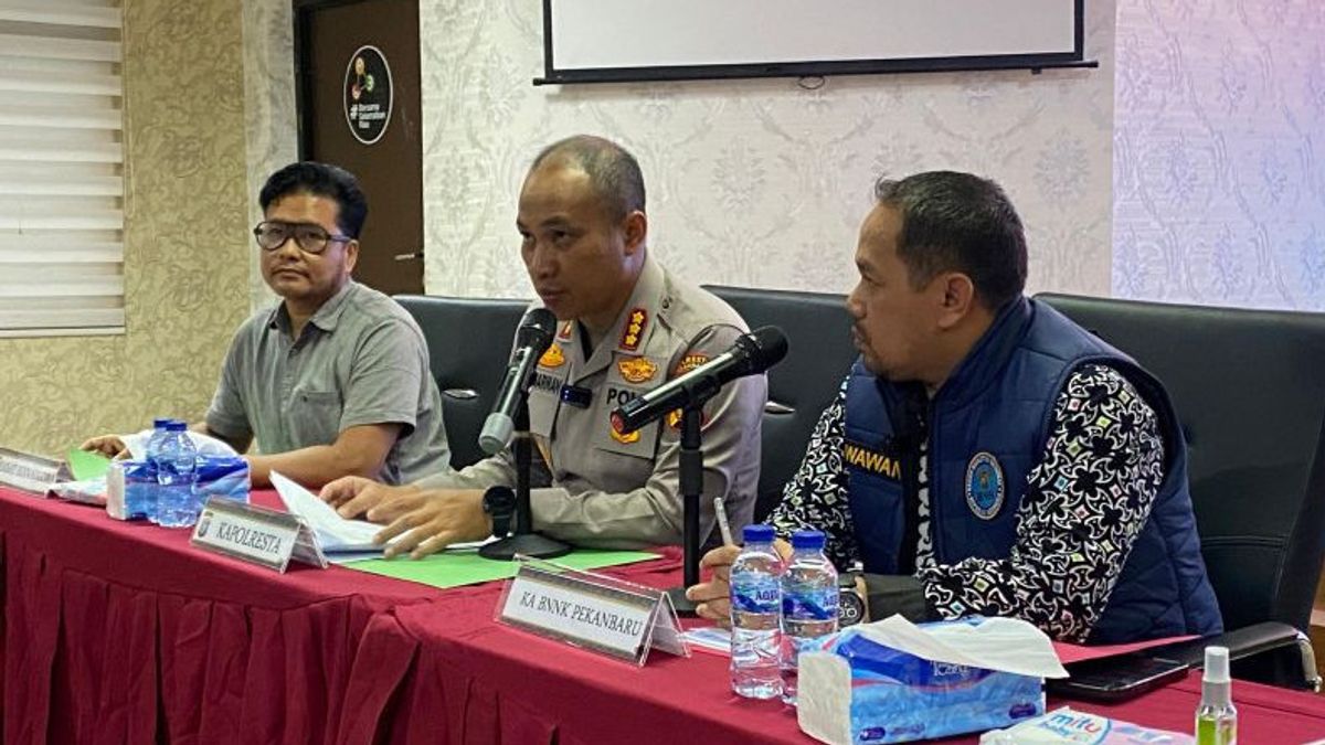 腊齐亚、Selebgram和里亚奥地区首脑的儿子在毒品中被捕