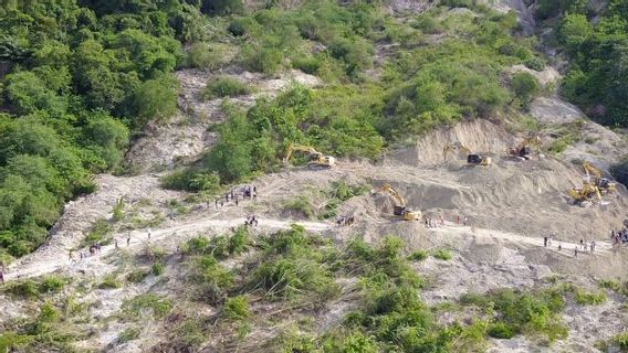 SARチームは、ルマジャンの地滑りの結果として死亡した1人の犠牲者を再び発見