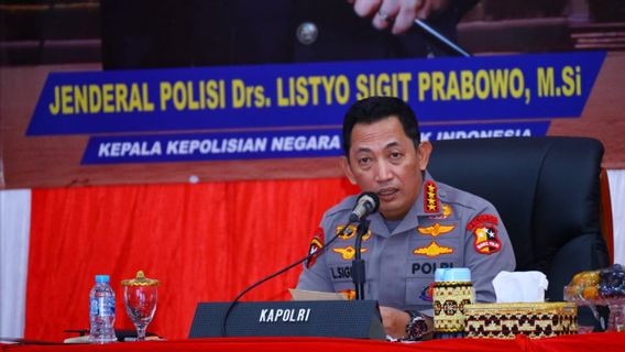 National Police Chief Orders Staff To Apply 3 Strategies To Face The Spike Of COVID-19