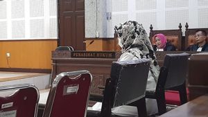 JPU Tuntut Eks Kepala Diskoperindag Dompu Sri Suzana 21 Bulan Penjara