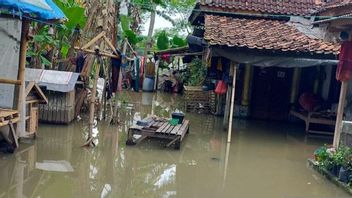 Kali Cirarab Meluap, 25 Rumah di Pasar Kemis Tangerang Terendam Banjir