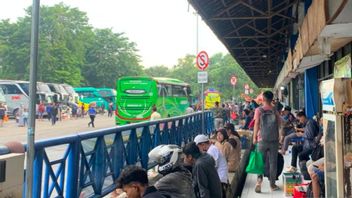 Note, Guarantee Manager No Prospective Buses At Kalideres Terminal Ahead Of Christmas And New Year 2025