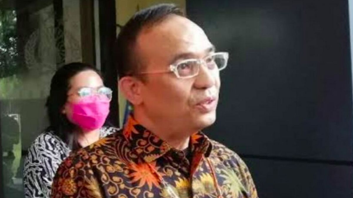 苏哈托的英雄称号,观察员称大国不否认伤口,而是尊重服务