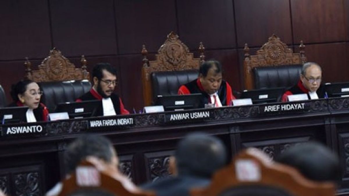 BEM Nusantara选择《 MK<i>创造</i>就业法的<i>司法审查</i>》