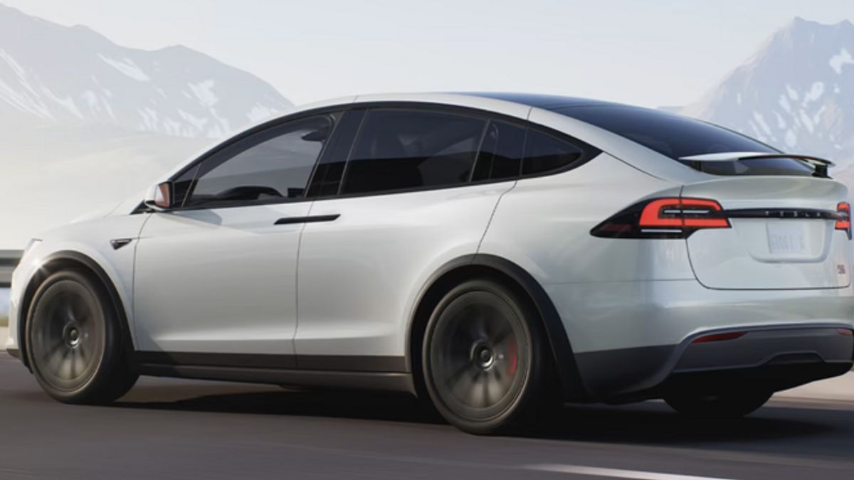 Tesla Reportedly Will Recall 54 Thousand Model X Units In The US Market Due To This Problem