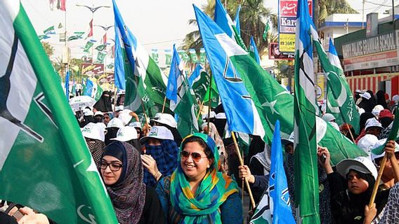 Bangladesh Bans Islamic Parties From Leading Up In The Aftermath Of Riots Protesting The Job Quota That Killed 150 People